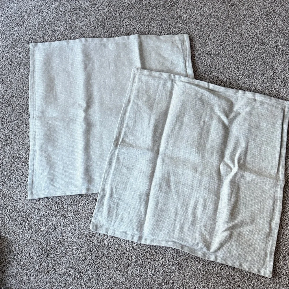 Restoration Hardware 100% Linen Lt Blue 24” x 24” Pillow Covers, Set of 2, EUC